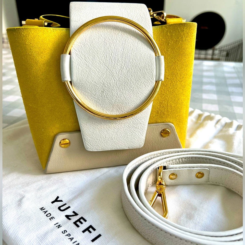 Yuzefi leather shoulder bag with two removal straps